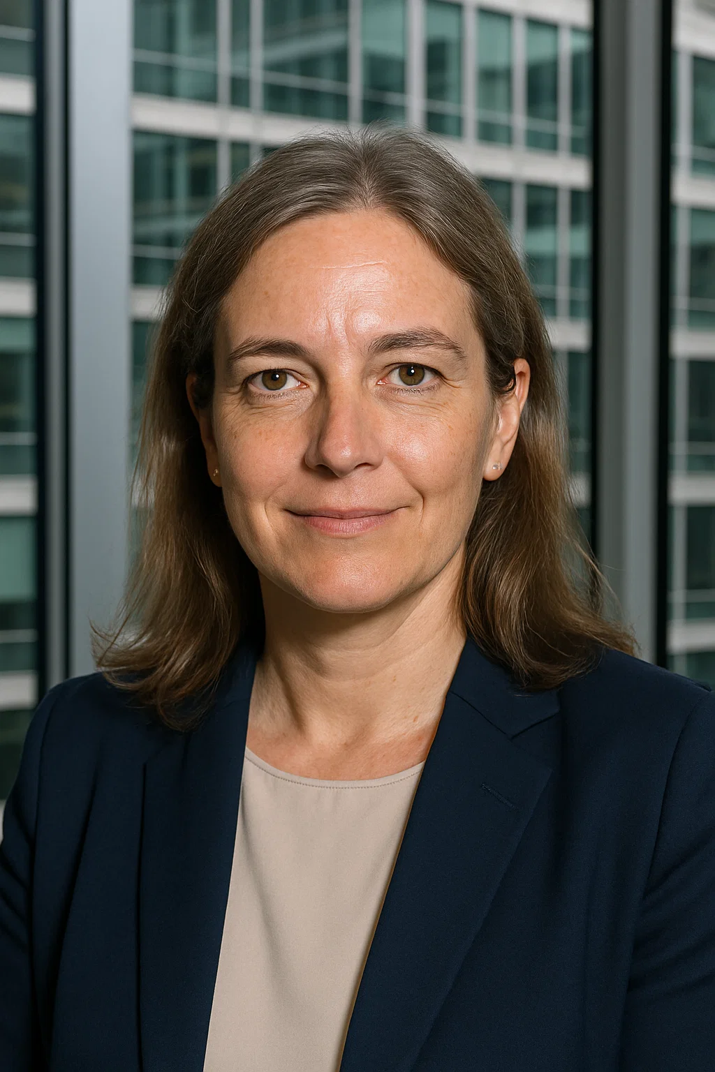 María Larraín