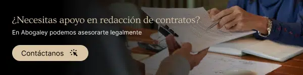 personas firmando un contrato