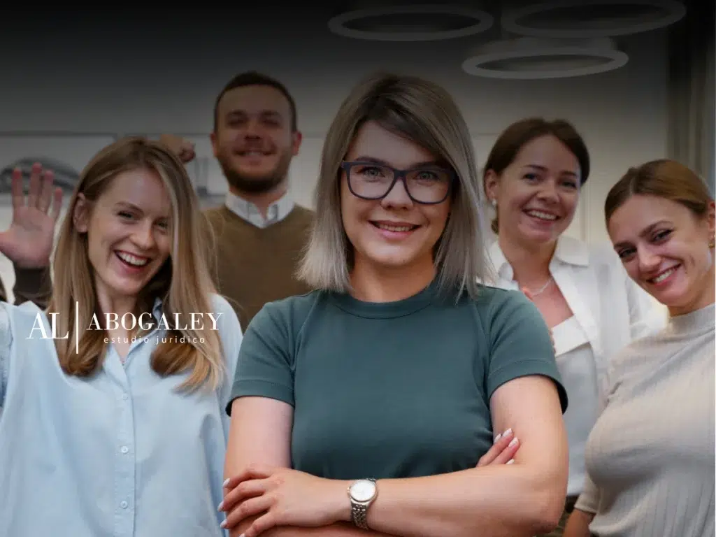 Grupo de personas en una negociación colectiva