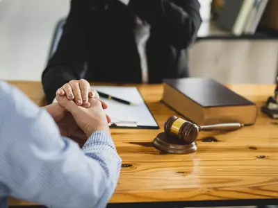 Iniciar un juicio sumario