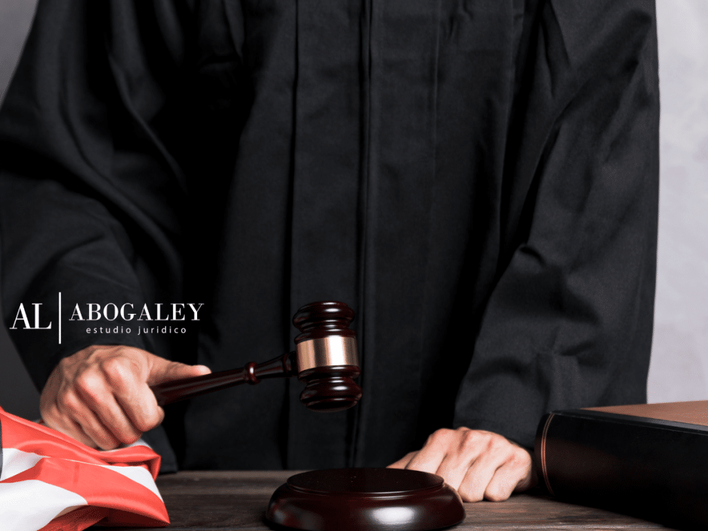 Juez Chileno. ¿Cómo funciona realmente un juzgado de garantía? Los secretos del manual oficial de los jueces y nuestra estrategia para tu defensa penal